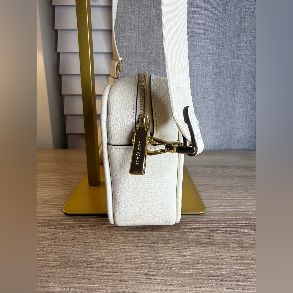 EUC Kate Spade Oh Snap Straw Camera Bag Meringue Multi With Gold - Picture 5 of 8